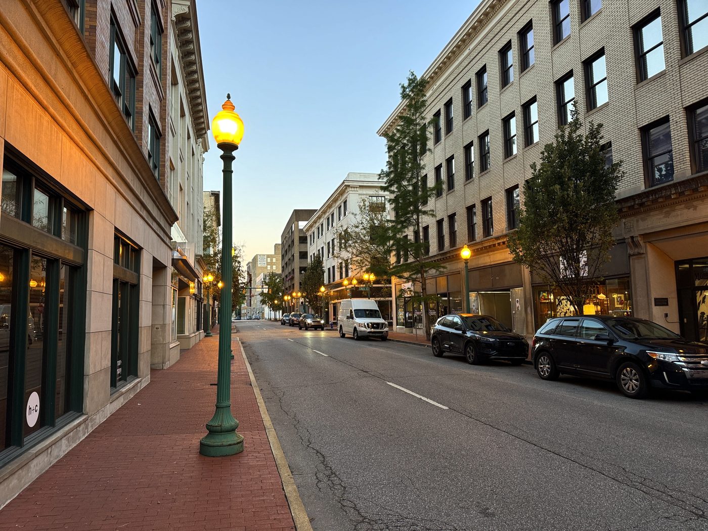 Quarrier Street in downtown Charleston, West Virginia